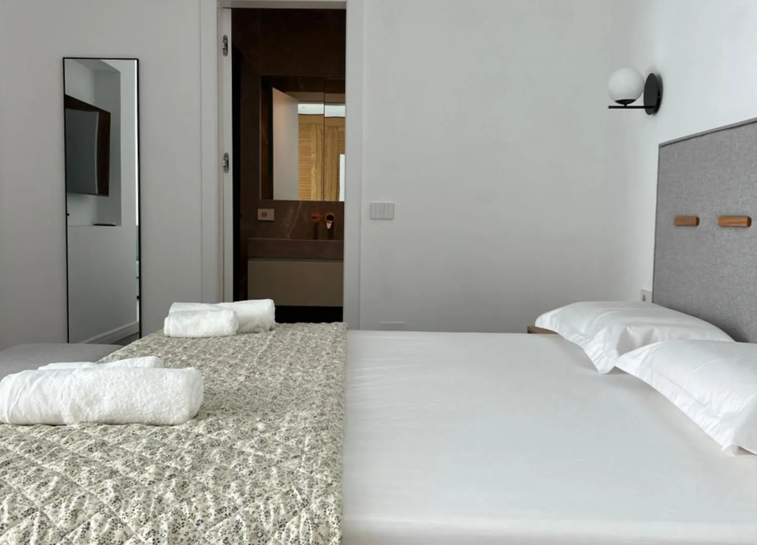 Aparthotel Escape Suites Dhërmi