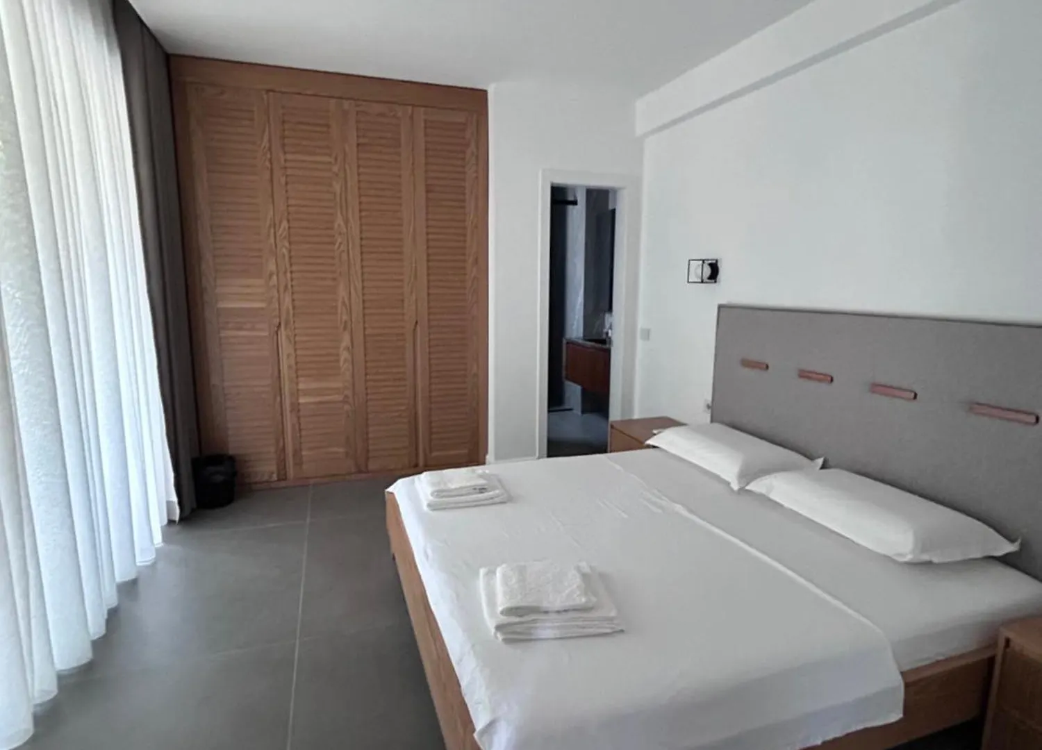 Escape Suites Dhërmi 0*,  Albánie