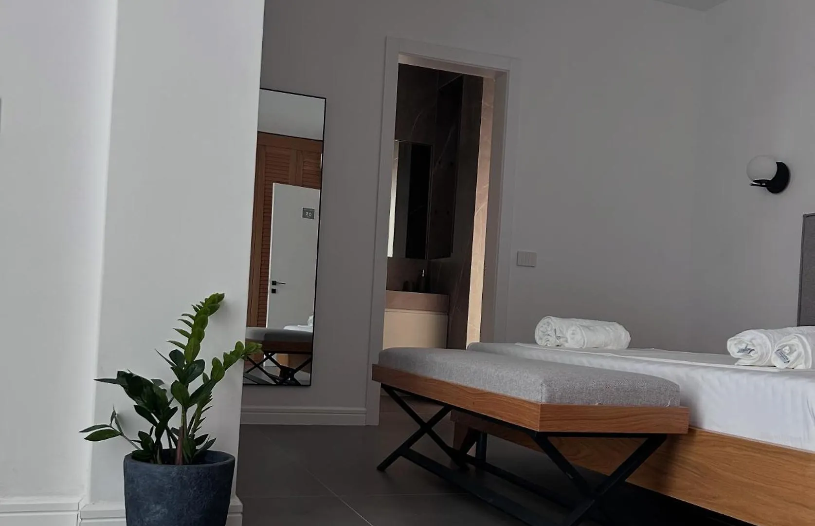 Aparthotel Escape Suites Dhërmi